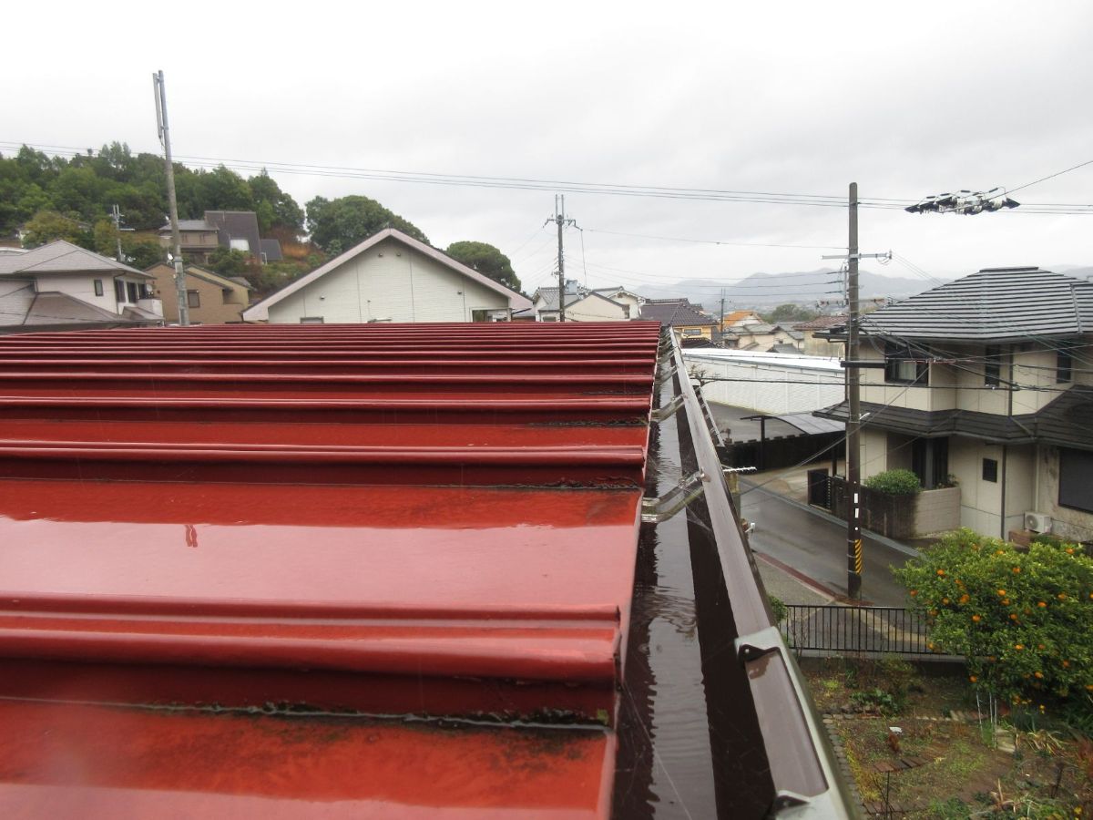 和歌山市 T様邸 屋根塗装工事 Br 鮮やかなオレンジ色の屋根が青空に映える素敵なお家に 和歌山県和歌山市密着の外壁塗装 屋根 塗装専門店エースペイント